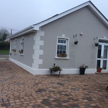 Glenvale Self Catering Guest House Riverstown  Exterior photo