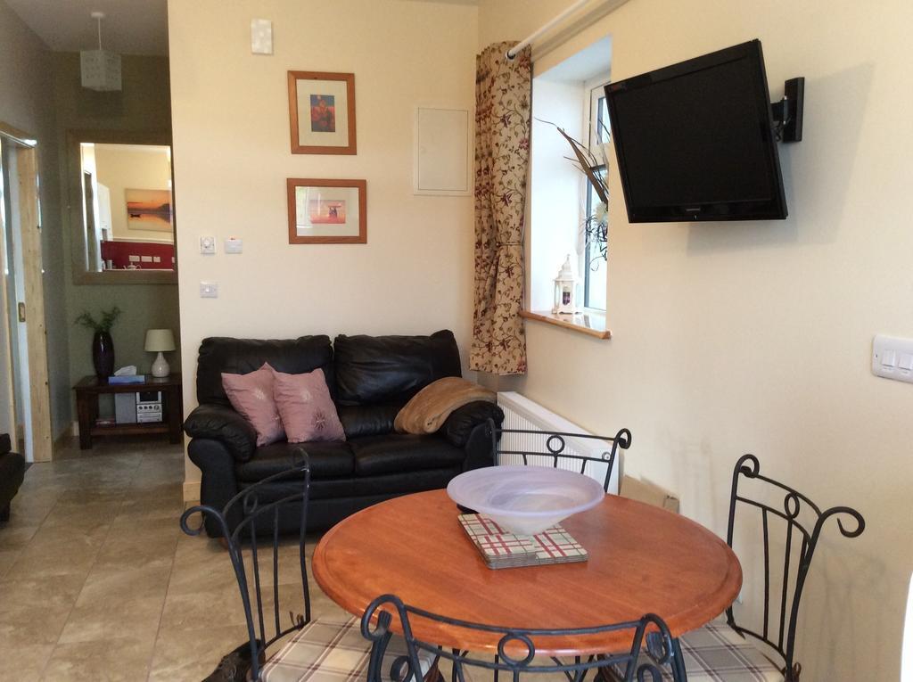 Glenvale Self Catering Guest House Riverstown  Exterior photo